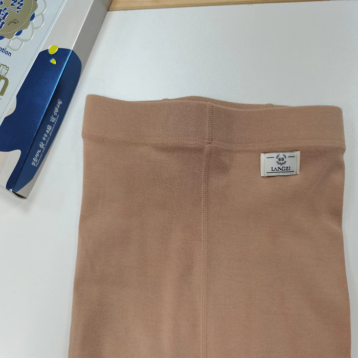 清仓大特价：160克蚕丝棉宽弹裤L5701