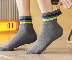 男装棉袜定制厂家